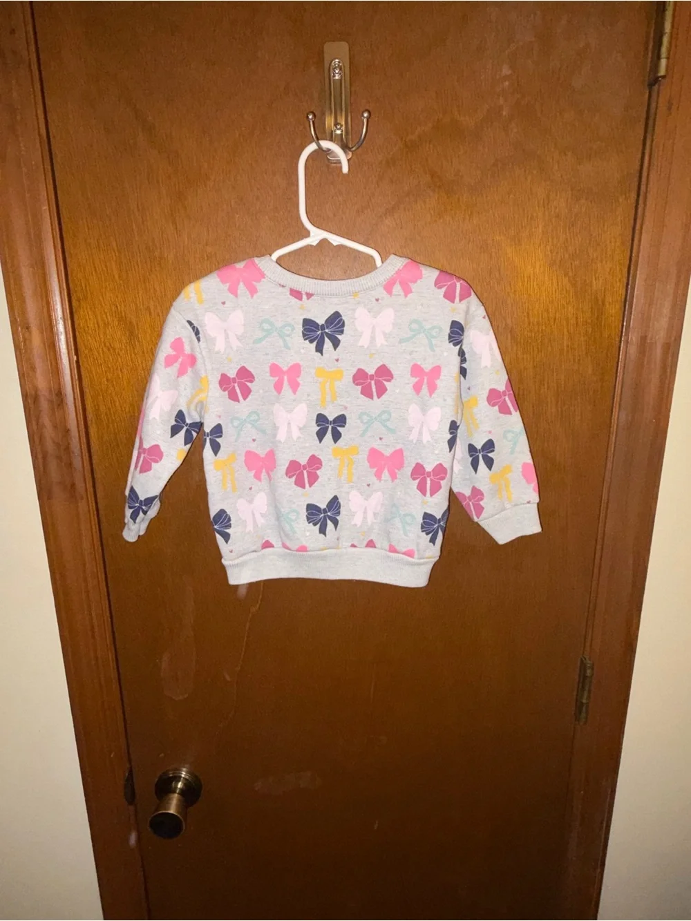 Garanimals Light Gray Bow Print Pajama Set with Pink, Navy & Yellow Bows